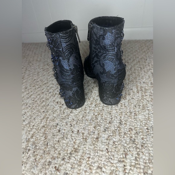 Circus by Sam Edelman Embellishes Booties 7.5 - Picture 7 of 9